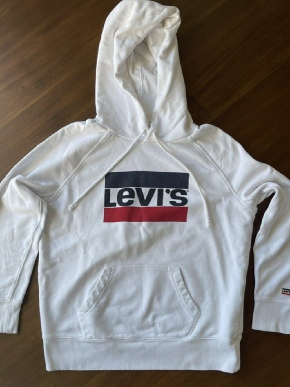 Levi’s White Graphic Sport Logo Hoodie Size M